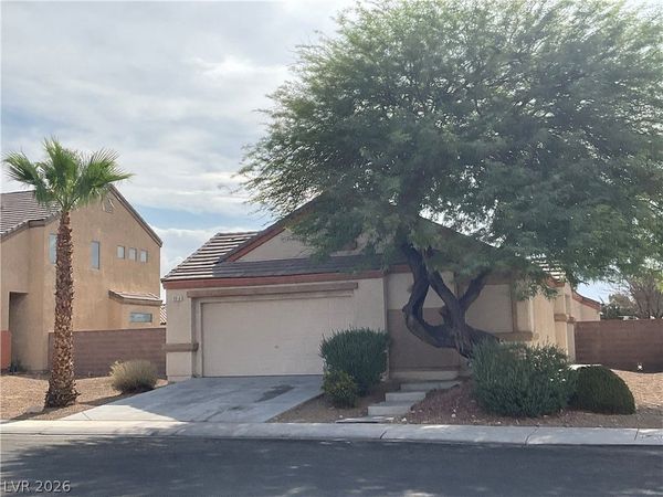 5016 Crying Heart Street , North Las Vegas, NV 89031