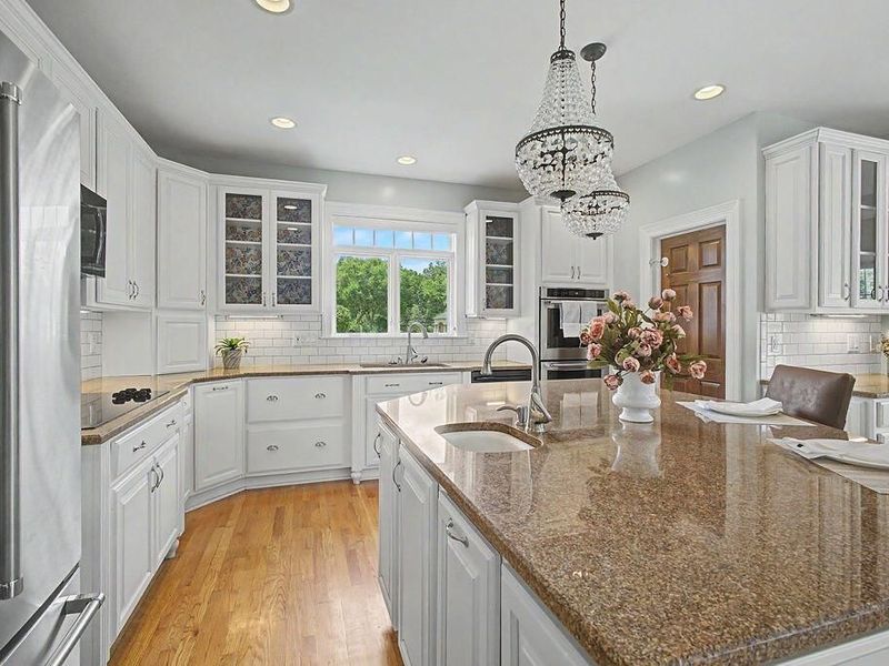 9277 Walnut Hull Drive, Westerville, OH 43082 Photo 16