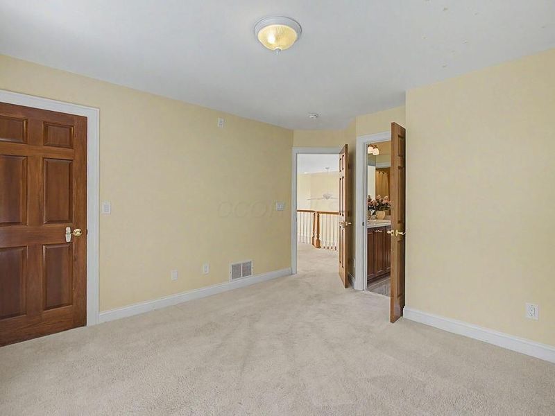 9277 Walnut Hull Drive, Westerville, OH 43082 Photo 49