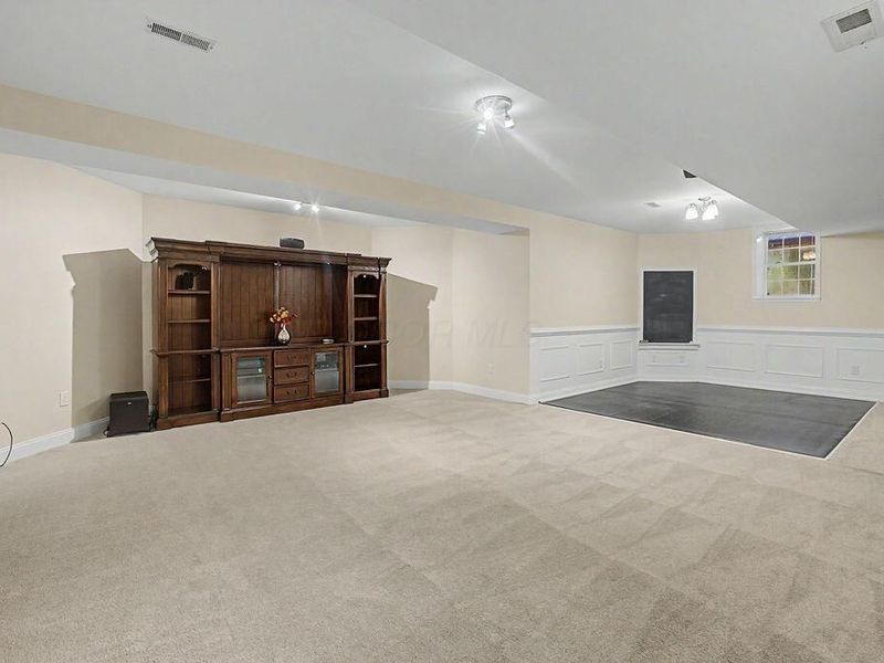9277 Walnut Hull Drive, Westerville, OH 43082 Photo 58