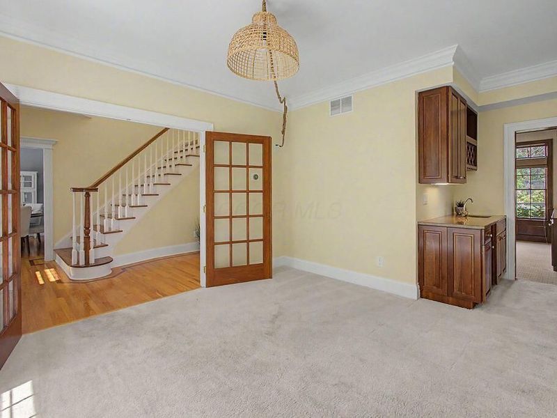 9277 Walnut Hull Drive, Westerville, OH 43082 Photo 6