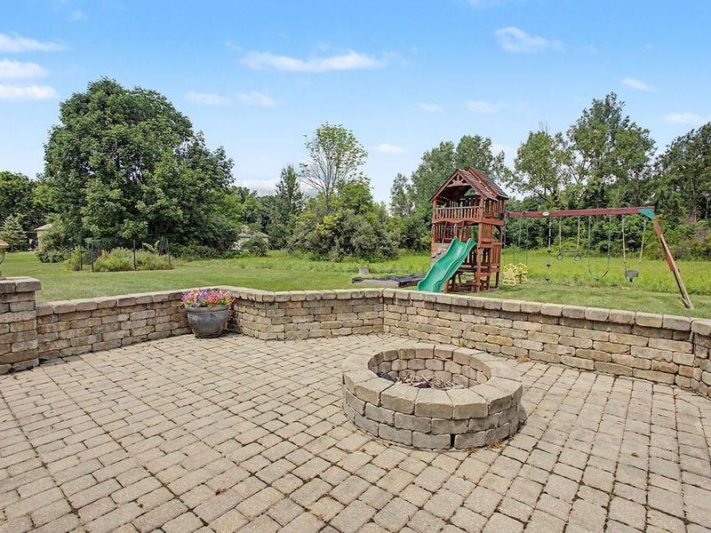 9277 Walnut Hull Drive, Westerville, OH 43082 Photo 67