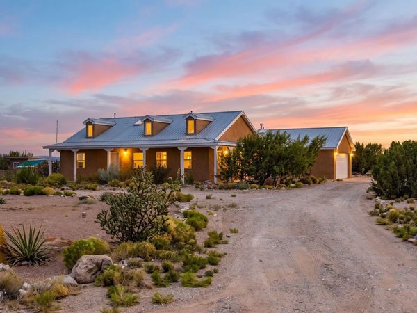 60 Camino De La Questa Del Aire, Placitas, NM 87043