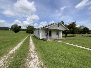 709 Old Hwy 90 , Monticello, KY 42633