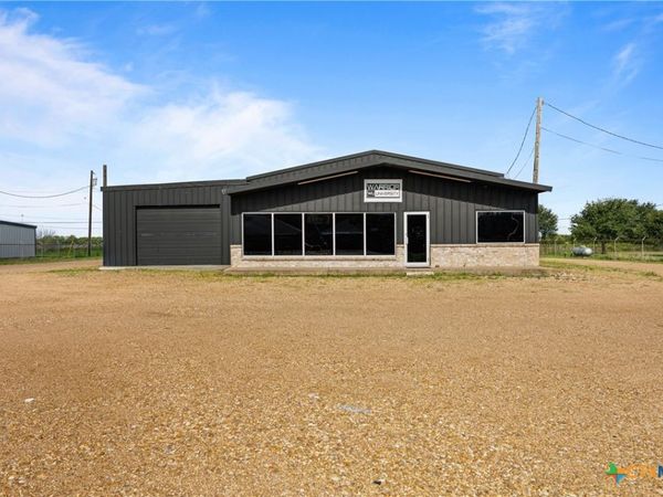 2507 West Loop , El Campo, TX 77437