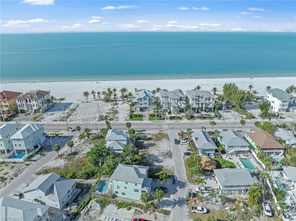 100 Washington Ave, Fort Myers Beach, FL 33931 Photo