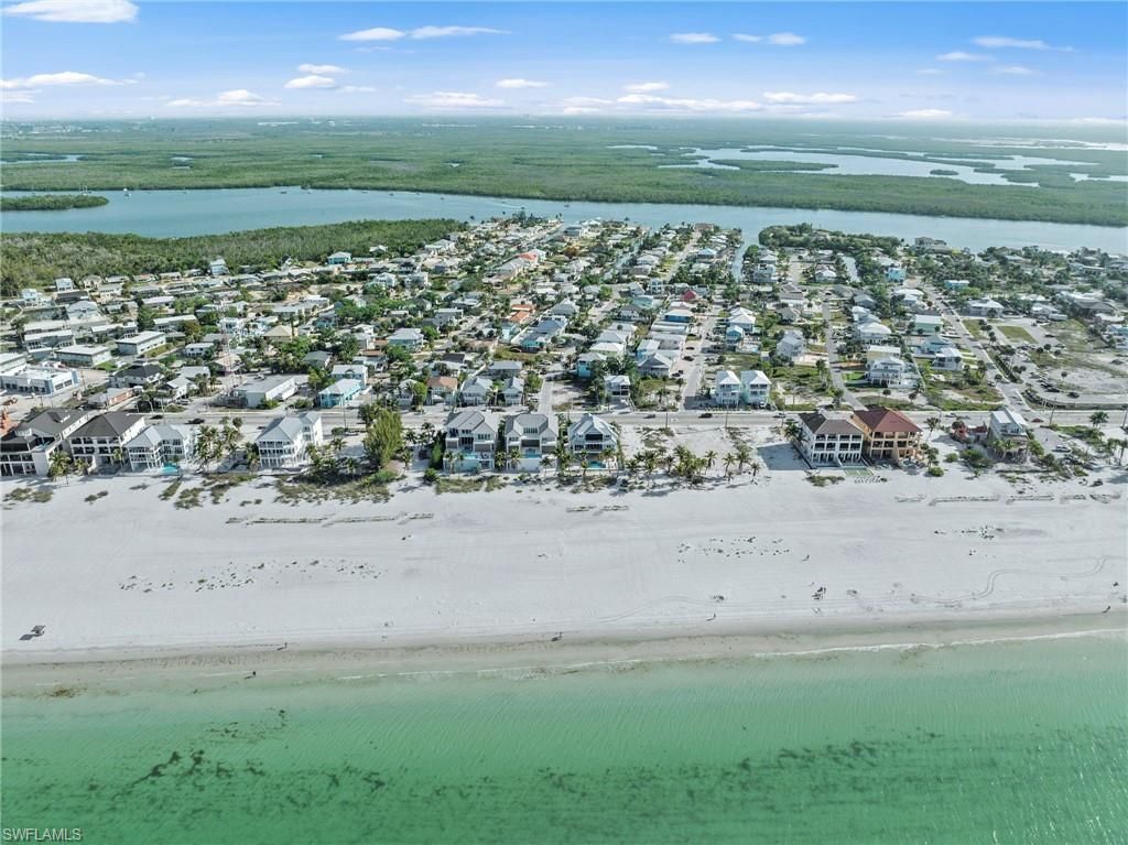 100 Washington Ave, Fort Myers Beach, FL 33931 Photo