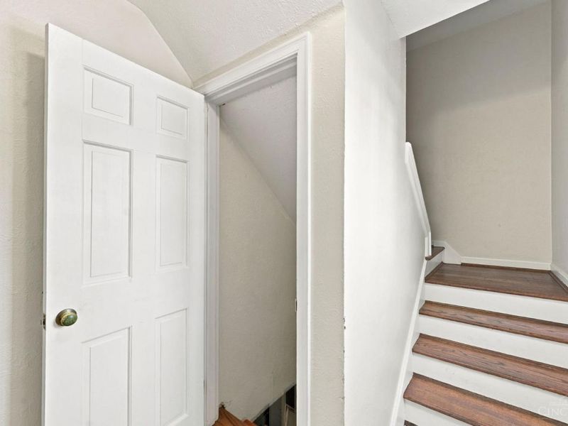 6239 Crestview Place, Cincinnati, OH 45230 Photo 6