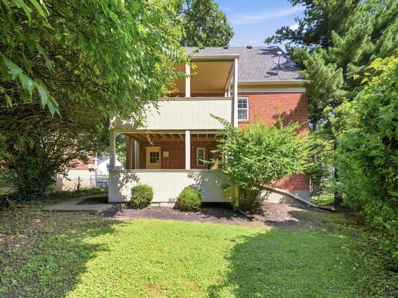 6239 Crestview Place, Cincinnati, OH 45230 Photo 8