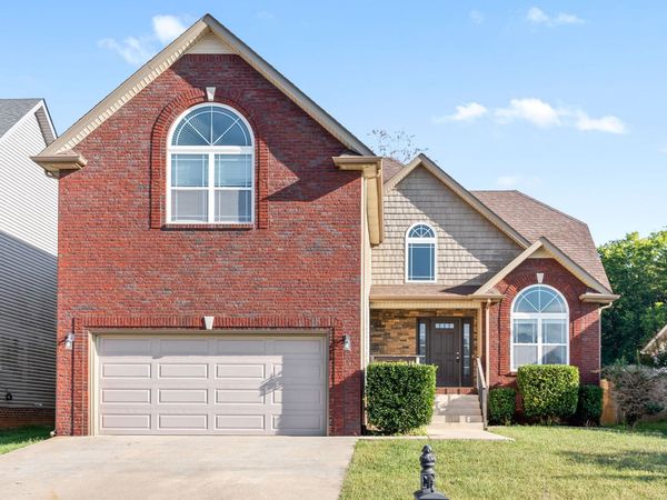 1483 Brew Moss Drive , Clarksville, TN 37043