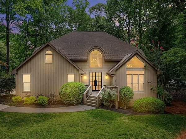 4235 Loch Highland Parkway NE, Roswell, GA 30075
