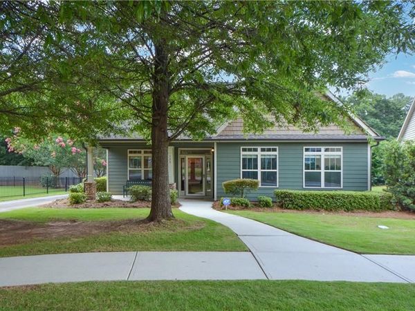 133 Dean Circle , Mcdonough, GA 30253