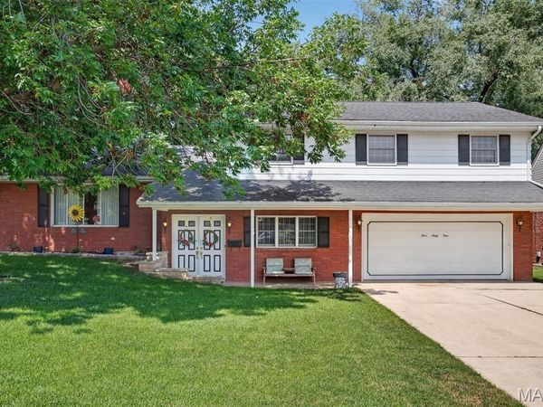 461 S Grand Street , Nashville, IL 62263