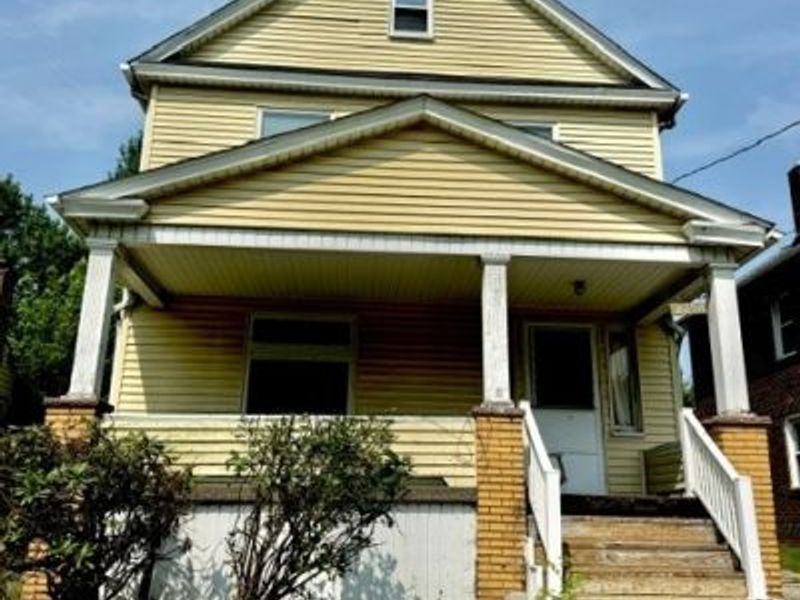 2750 Julian Street, Youngstown, OH 44502 Photo 1