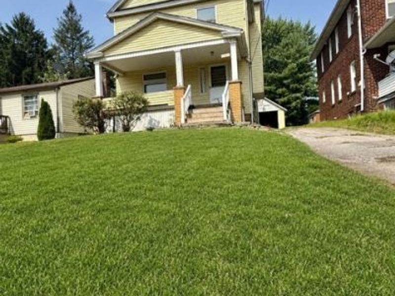 2750 Julian Street, Youngstown, OH 44502 Photo 4