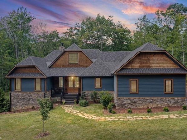 289 Linville River Lane , Linville, NC 28646