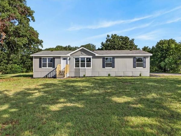 6001 Overbrook Farm Lane , Joshua, TX 76058