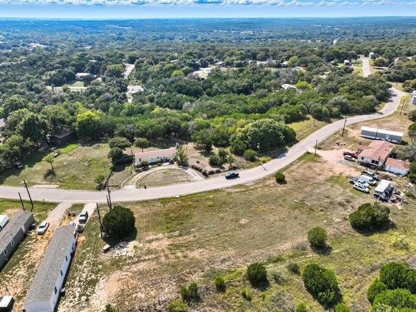 3102 Hilltop Court, Granbury, TX 76048