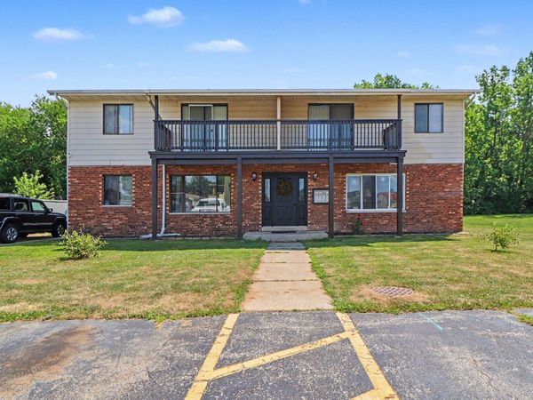 12 Maxwell Street , Hebron, IN 46341