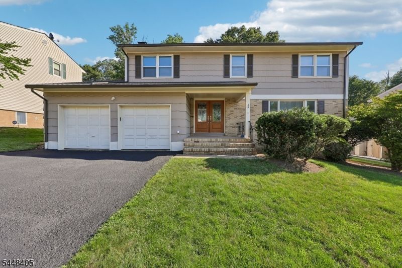 44 Leonhard Dr, Haledon, NJ 07508 Main Photo