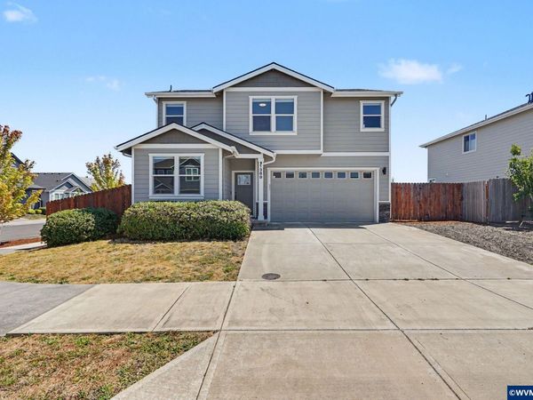 1369 S 10th St, Independence, OR 97351