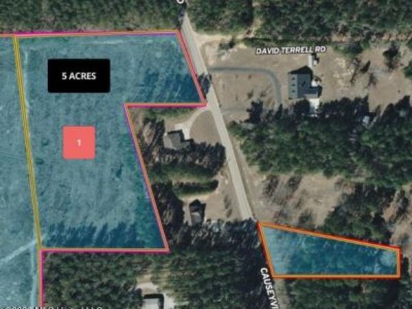 5694 Causeyville Road, Meridian, MS 39301