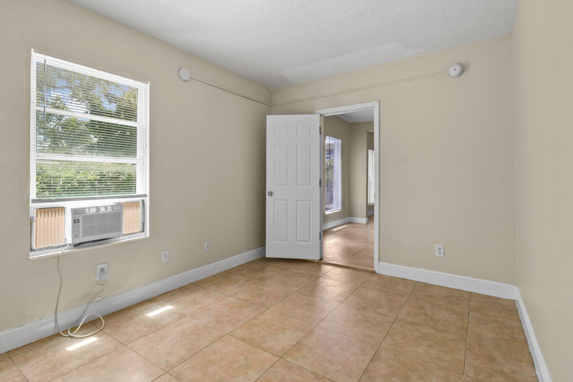 3721 Henry Avenue, Unit B (Lower), West Palm Beach, FL 33405 Photo