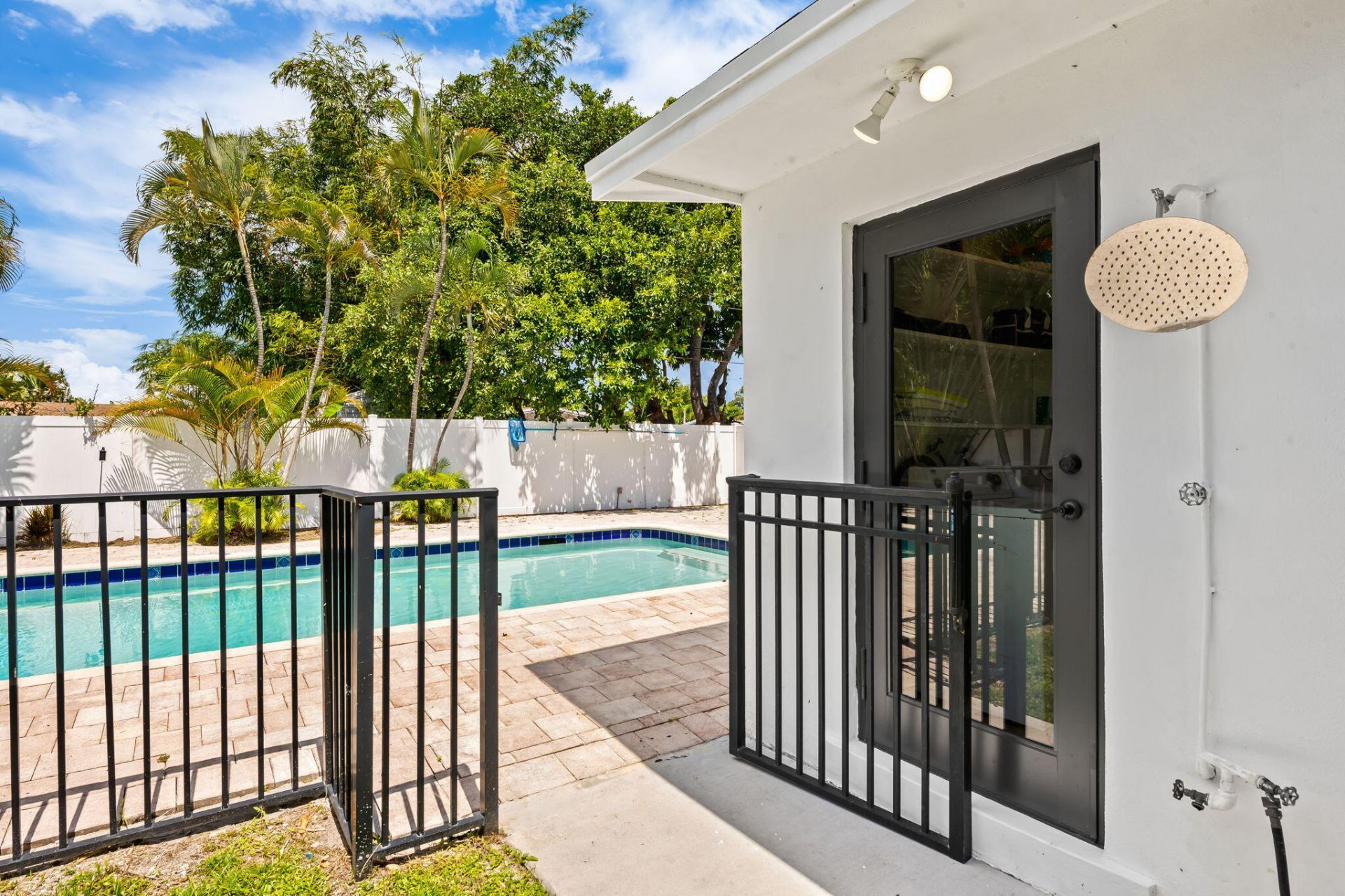413 NE 25th Avenue, Pompano Beach, FL 33062 Photo