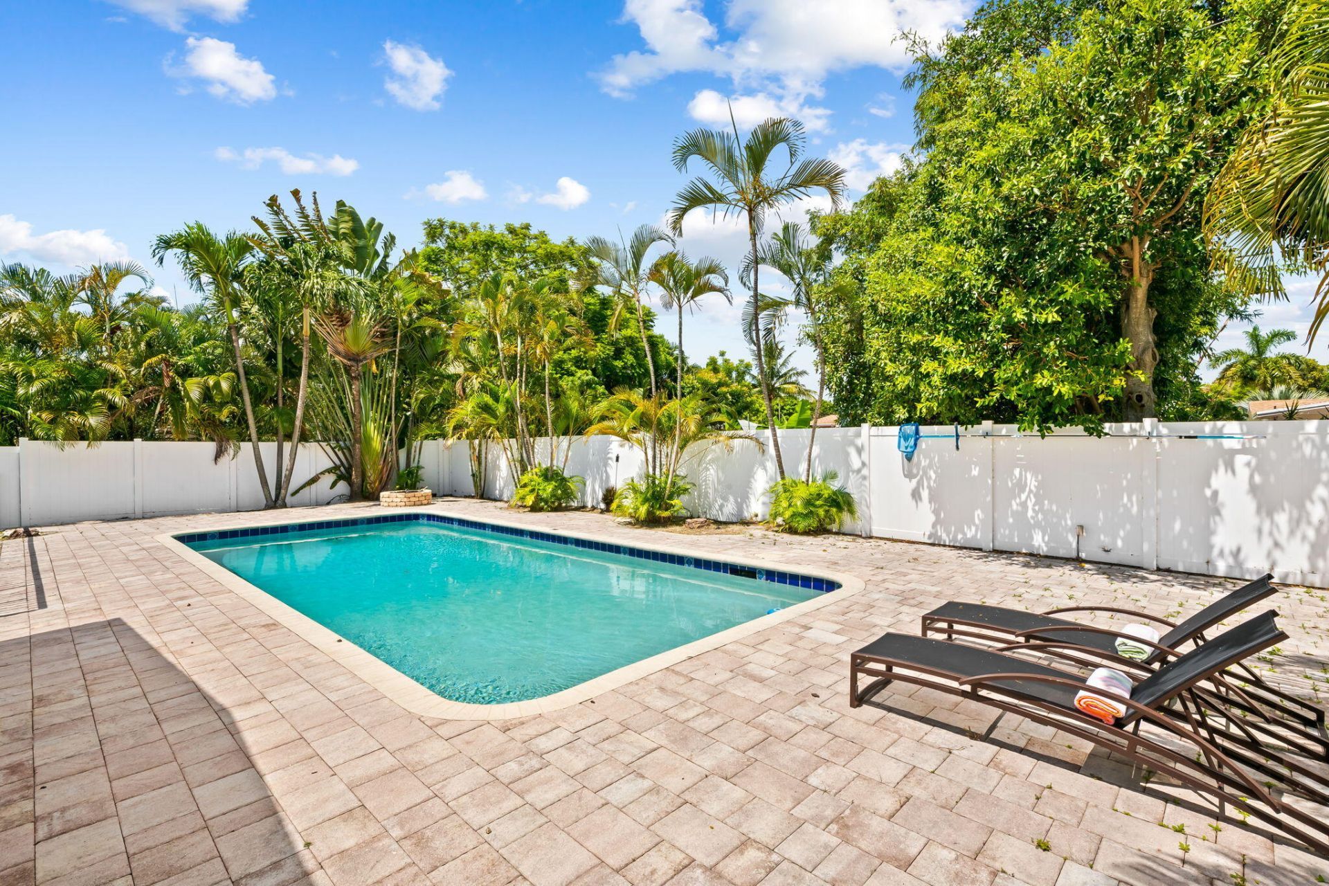413 NE 25th Avenue, Pompano Beach, FL 33062 Photo
