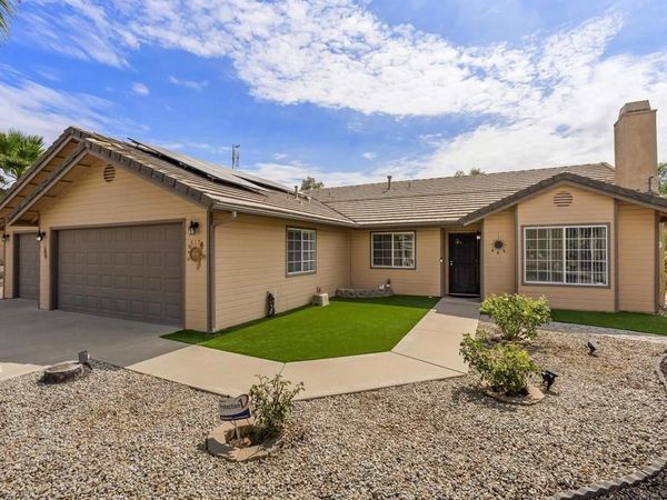 817 Davis , Ramona, CA 92065