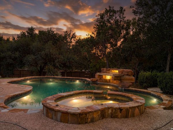 21411 Liguria Dr, Garden Ridge, TX 78266