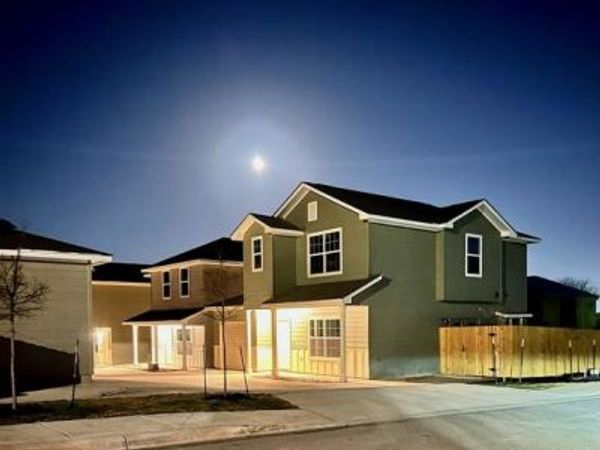 2031 Silver Oaks, San Antonio, TX 78213