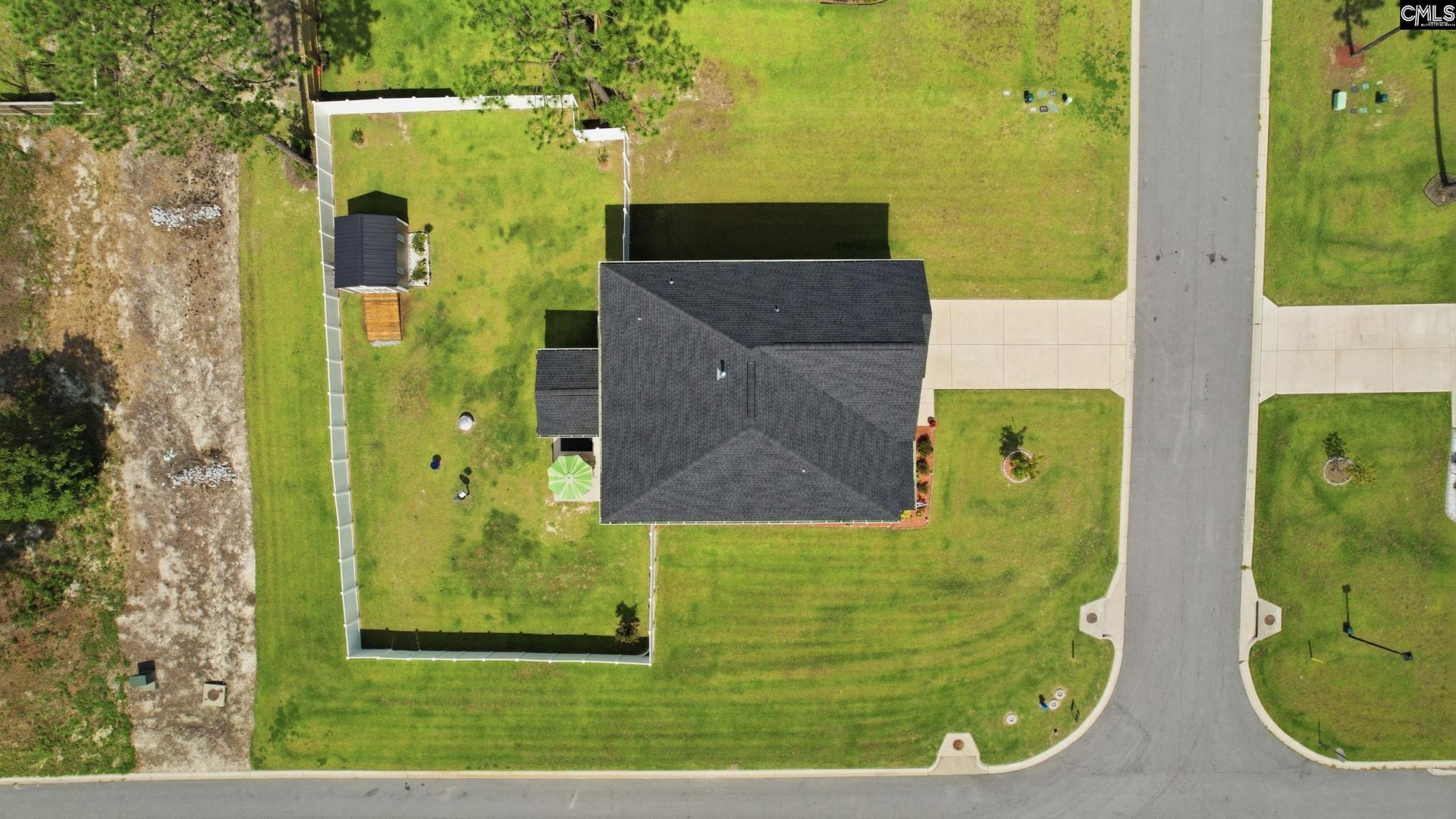 605 Sasanqua Lane  Photo 44