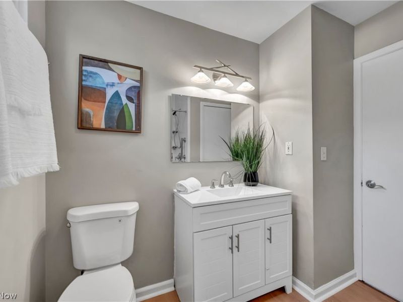 509 Silver Meadows Boulevard , Kent, OH 44240 Photo 14