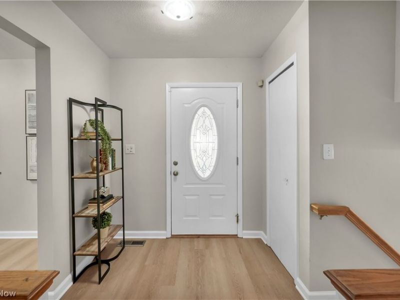 509 Silver Meadows Boulevard , Kent, OH 44240 Photo 2