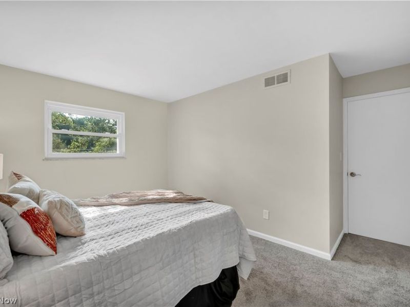 509 Silver Meadows Boulevard , Kent, OH 44240 Photo 21