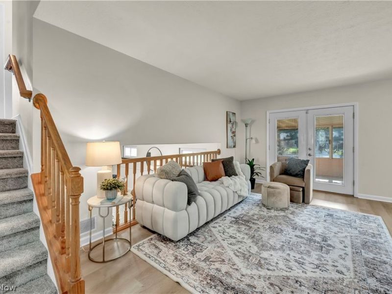 509 Silver Meadows Boulevard , Kent, OH 44240 Photo 3