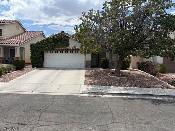 62 Tanglewood Drive , Henderson, NV 89012