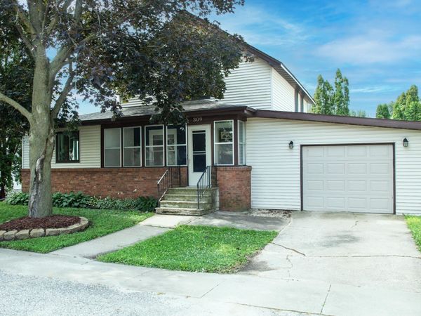 309 Woodbridge St. , Nashua, IA 50658