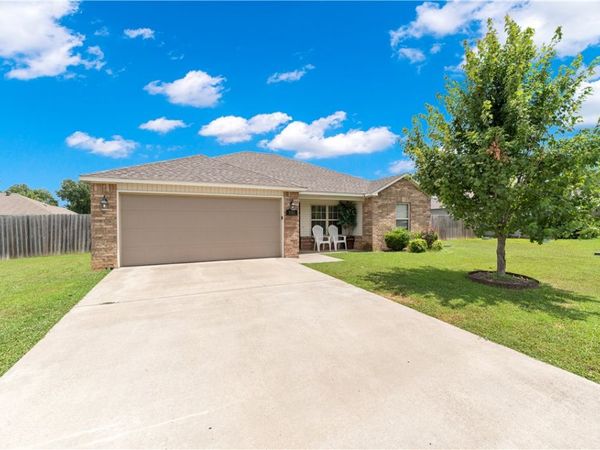 3381 Justice Drive , Springdale, AR 72764