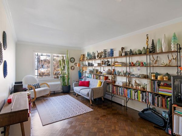 25 Meserole Street, Unit 3R, Brooklyn, NY 11206