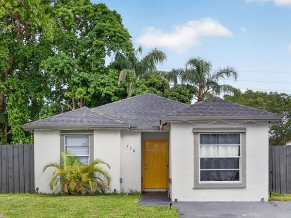738 SW 7th Ter , Florida City, FL 33034
