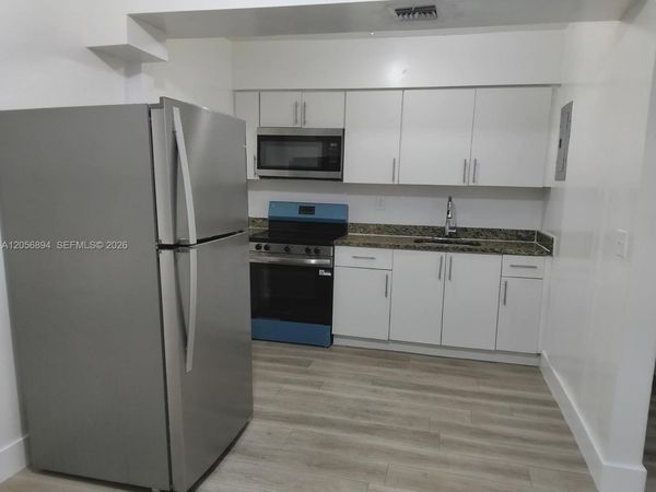 2025 NW 91 , Unit 2025, Miami, FL 33147
