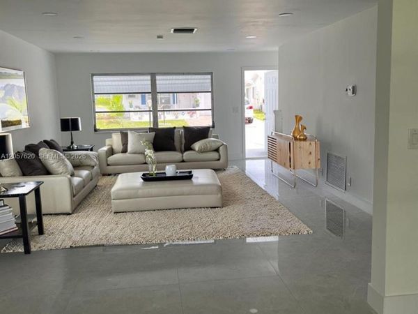 1832 SW 17th St, Boynton Beach, FL 33426