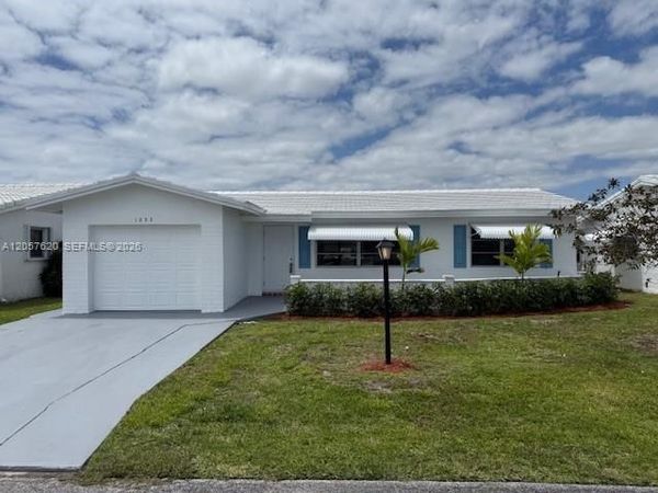 1832 SW 17th St , Boynton Beach, FL 33426