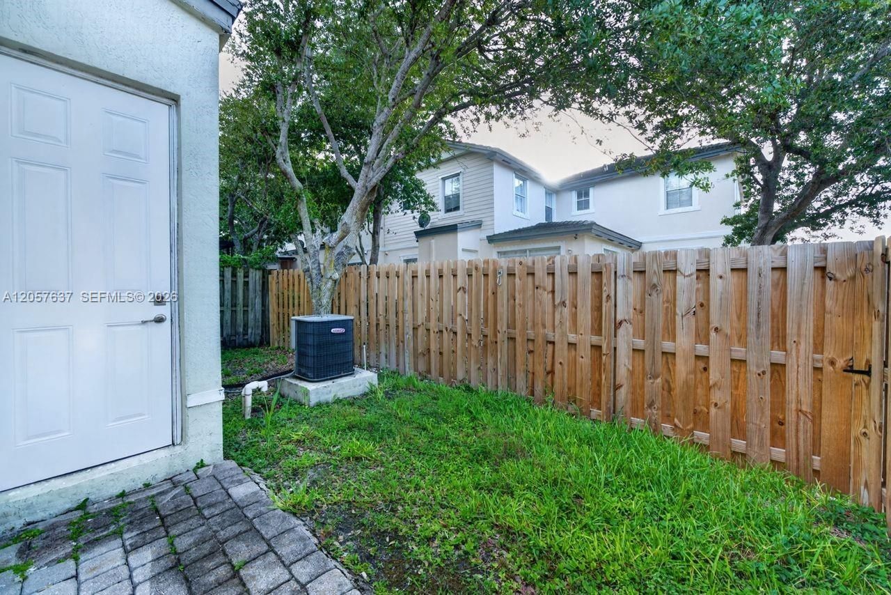 152 SE 29th Ave , Unit 9, Homestead, FL 33033 Photo