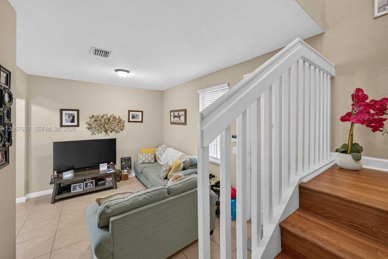 152 SE 29th Ave , Unit 9, Homestead, FL 33033 Photo
