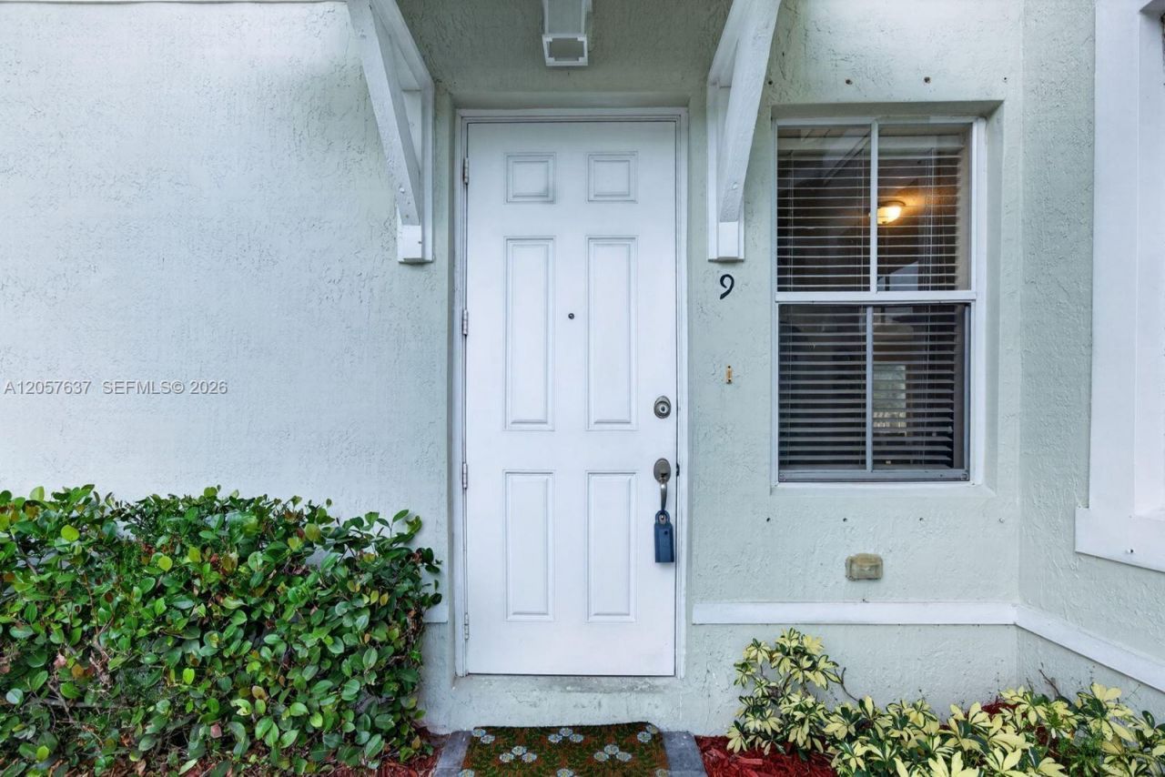 152 SE 29th Ave , Unit 9, Homestead, FL 33033 Photo