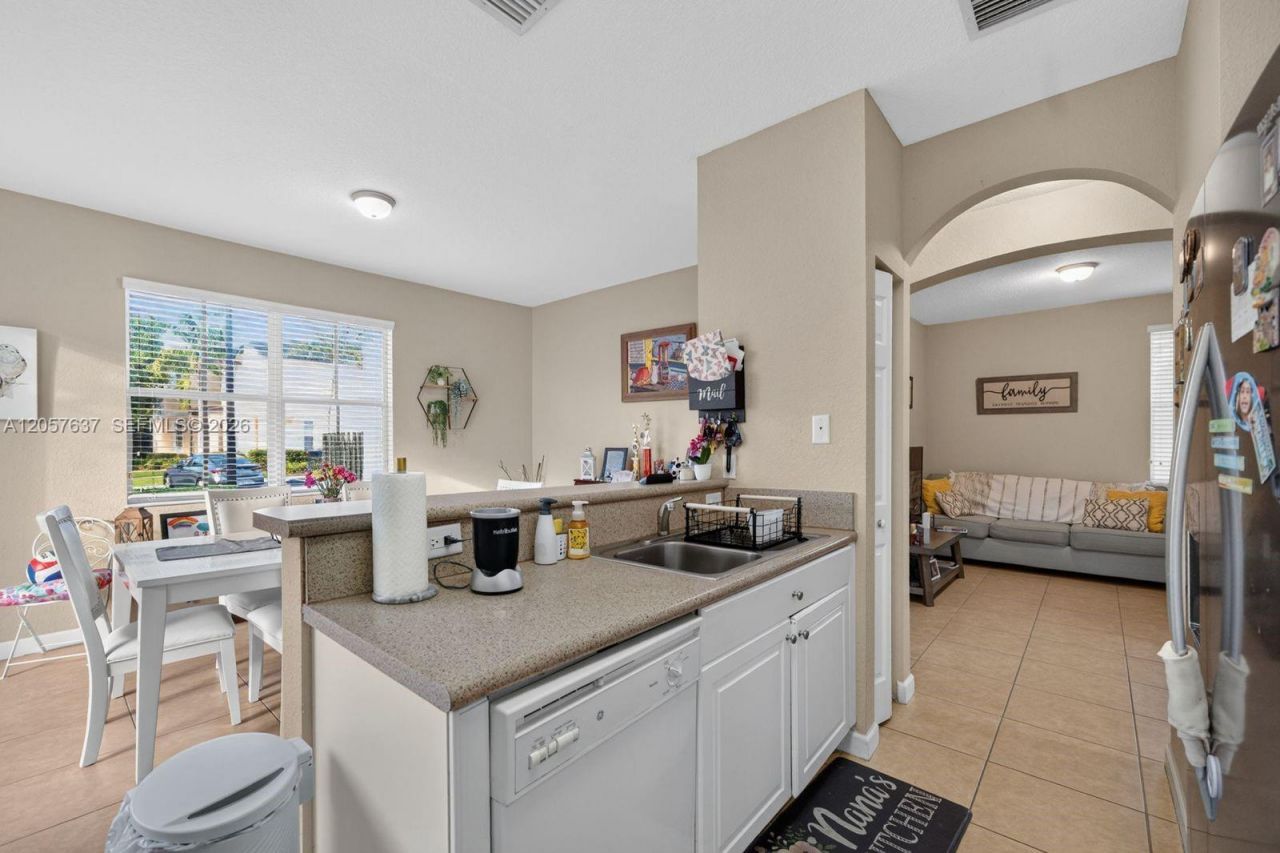 152 SE 29th Ave , Unit 9, Homestead, FL 33033 Photo
