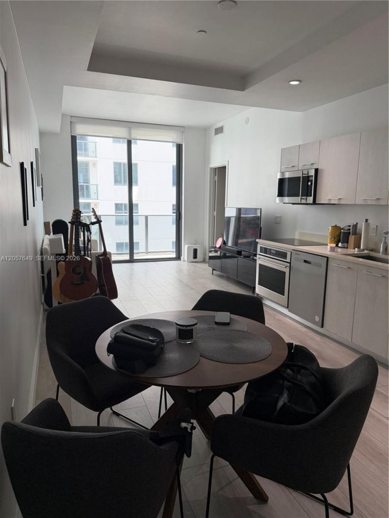 55 SW 9th St , Unit 4209, Miami, FL 33130 Photo